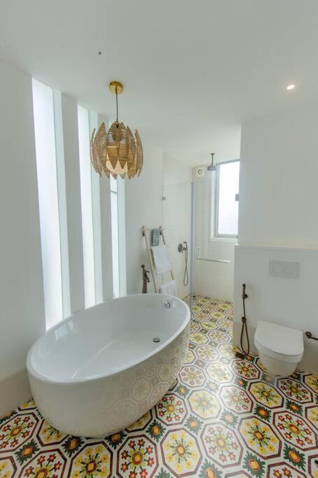 Presidential Luxury Villa Anjuna With Pvt Pool & Bathtub, Most Prime Location 외부 사진